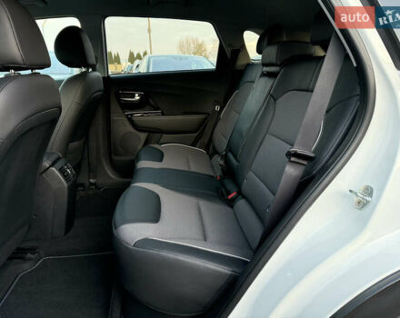 Белый Киа Niro, объемом двигателя 0 л и пробегом 53 тыс. км за 24400 $, фото 74 на Automoto.ua