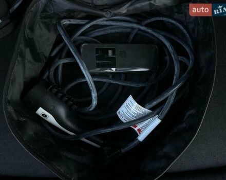 Білий Кіа Niro, об'ємом двигуна 0 л та пробігом 59 тис. км за 24900 $, фото 85 на Automoto.ua