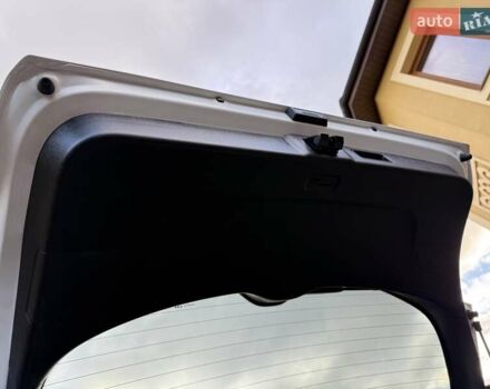 Белый Киа Niro, объемом двигателя 0 л и пробегом 94 тыс. км за 21900 $, фото 126 на Automoto.ua