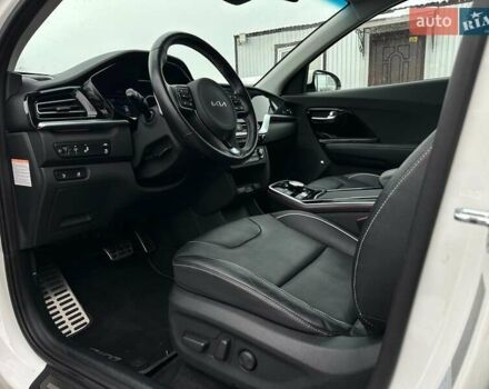 Белый Киа Niro, объемом двигателя 0 л и пробегом 47 тыс. км за 24900 $, фото 39 на Automoto.ua