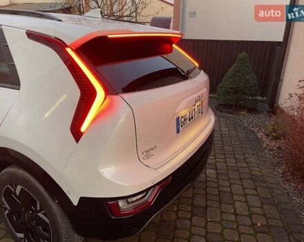 Білий Кіа Niro, об'ємом двигуна 0 л та пробігом 90 тис. км за 25300 $, фото 16 на Automoto.ua