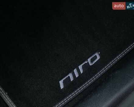 Белый Киа Niro, объемом двигателя 0 л и пробегом 21 тыс. км за 21999 $, фото 51 на Automoto.ua