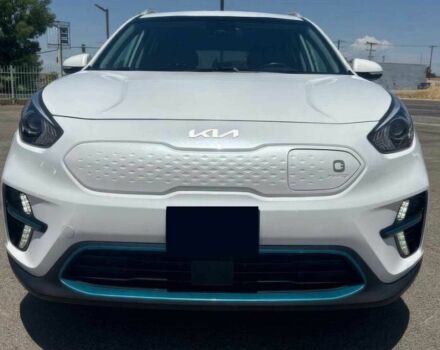 Белый Киа Niro, объемом двигателя 0 л и пробегом 15 тыс. км за 17000 $, фото 1 на Automoto.ua