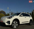 Белый Киа Niro, объемом двигателя 0 л и пробегом 115 тыс. км за 18900 $, фото 2 на Automoto.ua