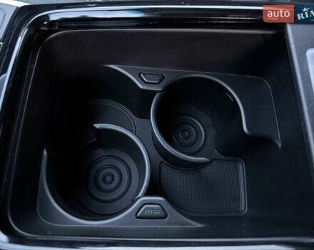 Белый Киа Niro, объемом двигателя 0 л и пробегом 53 тыс. км за 24400 $, фото 63 на Automoto.ua