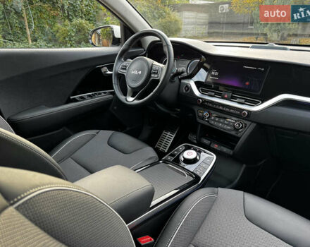 Белый Киа Niro, объемом двигателя 0 л и пробегом 57 тыс. км за 23868 $, фото 66 на Automoto.ua