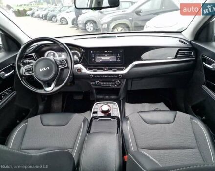 Білий Кіа Niro, об'ємом двигуна 0 л та пробігом 107 тис. км за 20600 $, фото 25 на Automoto.ua