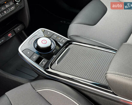 Белый Киа Niro, объемом двигателя 0 л и пробегом 44 тыс. км за 24600 $, фото 36 на Automoto.ua
