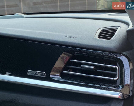 Белый Киа Niro, объемом двигателя 0 л и пробегом 21 тыс. км за 21999 $, фото 49 на Automoto.ua