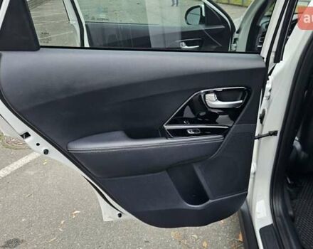 Белый Киа Niro, объемом двигателя 0 л и пробегом 131 тыс. км за 19999 $, фото 29 на Automoto.ua