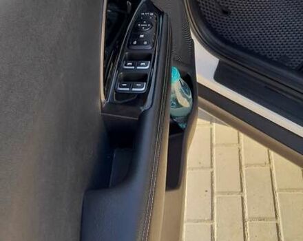 Белый Киа Niro, объемом двигателя 0 л и пробегом 131 тыс. км за 18600 $, фото 20 на Automoto.ua