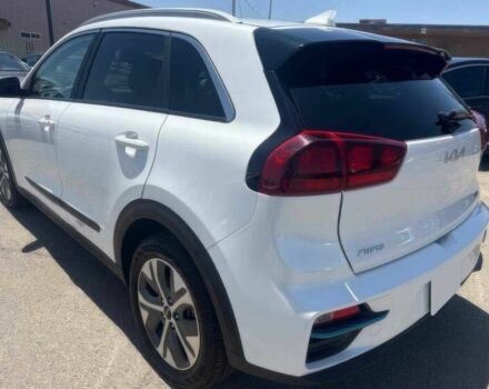 Белый Киа Niro, объемом двигателя 0 л и пробегом 15 тыс. км за 17000 $, фото 4 на Automoto.ua