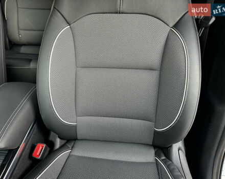 Белый Киа Niro, объемом двигателя 0 л и пробегом 44 тыс. км за 24600 $, фото 40 на Automoto.ua