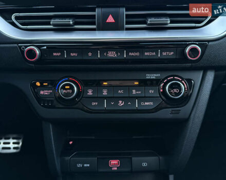 Белый Киа Niro, объемом двигателя 0 л и пробегом 44 тыс. км за 24900 $, фото 77 на Automoto.ua