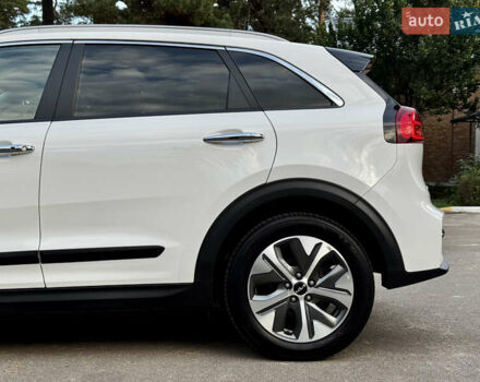 Белый Киа Niro, объемом двигателя 0 л и пробегом 57 тыс. км за 23868 $, фото 31 на Automoto.ua