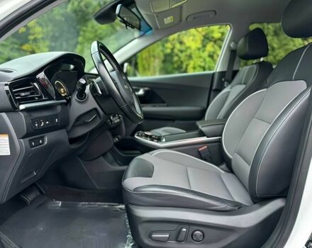 Белый Киа Niro, объемом двигателя 0 л и пробегом 10 тыс. км за 12500 $, фото 8 на Automoto.ua