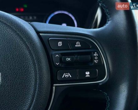 Білий Кіа Niro, об'ємом двигуна 0 л та пробігом 59 тис. км за 24900 $, фото 45 на Automoto.ua