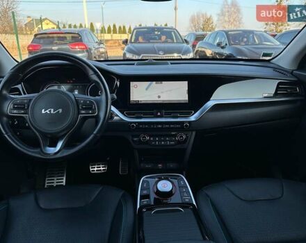 Білий Кіа Niro, об'ємом двигуна 0 л та пробігом 59 тис. км за 24900 $, фото 77 на Automoto.ua