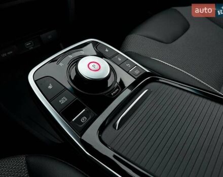Белый Киа Niro, объемом двигателя 0 л и пробегом 31 тыс. км за 24900 $, фото 5 на Automoto.ua