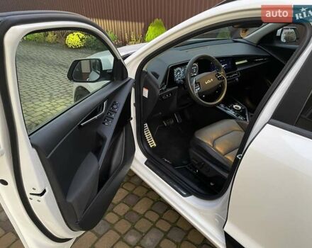 Білий Кіа Niro, об'ємом двигуна 0 л та пробігом 90 тис. км за 25300 $, фото 22 на Automoto.ua