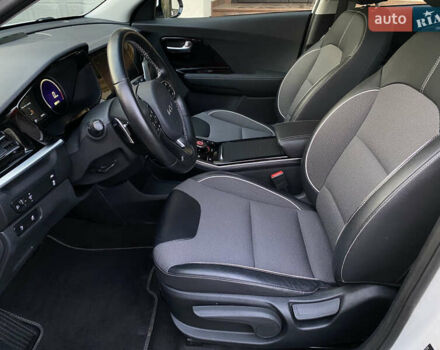 Белый Киа Niro, объемом двигателя 0 л и пробегом 21 тыс. км за 21999 $, фото 33 на Automoto.ua