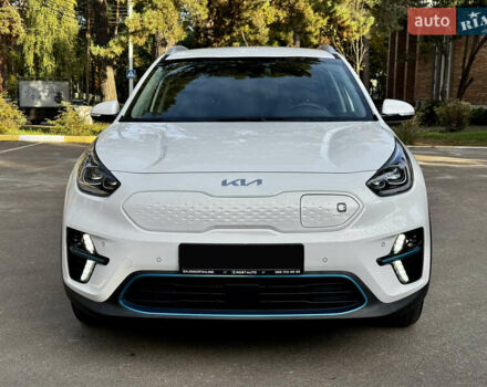 Белый Киа Niro, объемом двигателя 0 л и пробегом 44 тыс. км за 24600 $, фото 1 на Automoto.ua