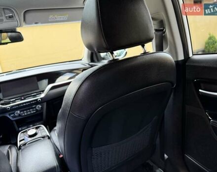 Белый Киа Niro, объемом двигателя 0 л и пробегом 94 тыс. км за 21900 $, фото 117 на Automoto.ua