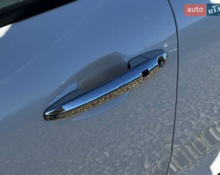 Білий Кіа Niro, об'ємом двигуна 0 л та пробігом 44 тис. км за 23900 $, фото 21 на Automoto.ua