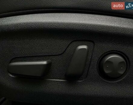 Белый Киа Niro, объемом двигателя 0 л и пробегом 47 тыс. км за 24900 $, фото 2 на Automoto.ua