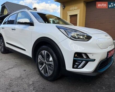 Белый Киа Niro, объемом двигателя 0 л и пробегом 94 тыс. км за 21900 $, фото 10 на Automoto.ua