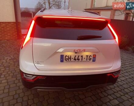 Білий Кіа Niro, об'ємом двигуна 0 л та пробігом 90 тис. км за 25300 $, фото 17 на Automoto.ua