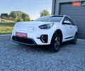 Белый Киа Niro, объемом двигателя 0 л и пробегом 245 тыс. км за 17999 $, фото 1 на Automoto.ua
