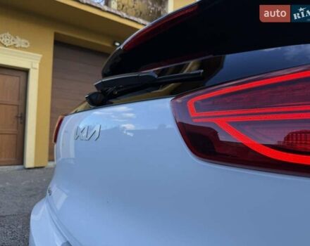 Белый Киа Niro, объемом двигателя 0 л и пробегом 94 тыс. км за 21900 $, фото 39 на Automoto.ua