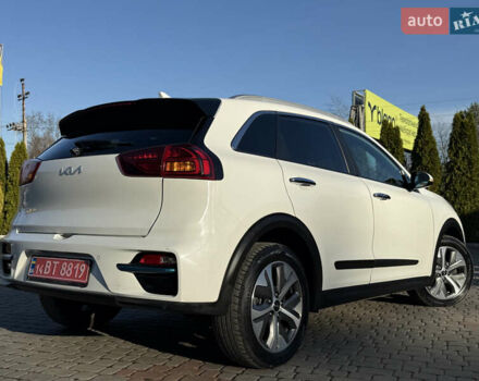 Белый Киа Niro, объемом двигателя 0 л и пробегом 115 тыс. км за 18900 $, фото 45 на Automoto.ua