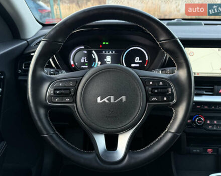 Белый Киа Niro, объемом двигателя 0 л и пробегом 53 тыс. км за 24400 $, фото 34 на Automoto.ua
