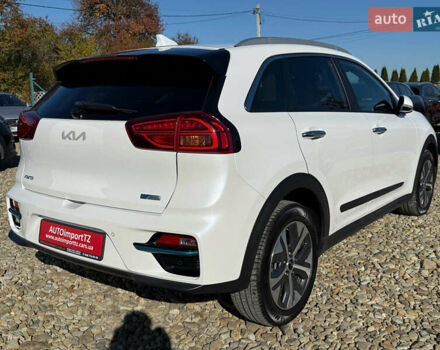 Білий Кіа Niro, об'ємом двигуна 0 л та пробігом 44 тис. км за 24500 $, фото 20 на Automoto.ua