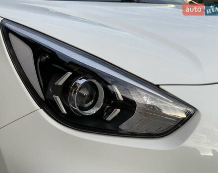 Белый Киа Niro, объемом двигателя 0 л и пробегом 21 тыс. км за 21999 $, фото 19 на Automoto.ua