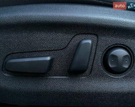 Білий Кіа Niro, об'ємом двигуна 0 л та пробігом 59 тис. км за 24900 $, фото 3 на Automoto.ua