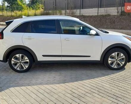 Белый Киа Niro, объемом двигателя 0 л и пробегом 131 тыс. км за 18600 $, фото 9 на Automoto.ua