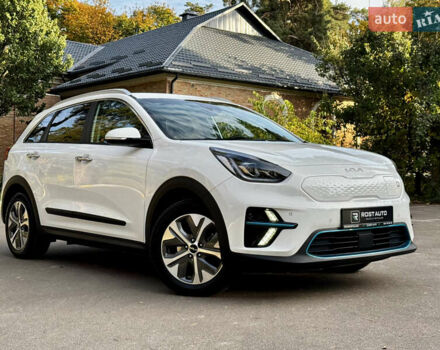 Белый Киа Niro, объемом двигателя 0 л и пробегом 57 тыс. км за 23868 $, фото 3 на Automoto.ua
