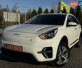 Белый Киа Niro, объемом двигателя 0 л и пробегом 115 тыс. км за 18900 $, фото 1 на Automoto.ua