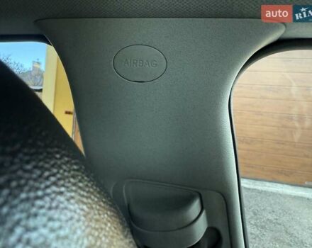 Белый Киа Niro, объемом двигателя 0 л и пробегом 94 тыс. км за 21900 $, фото 103 на Automoto.ua