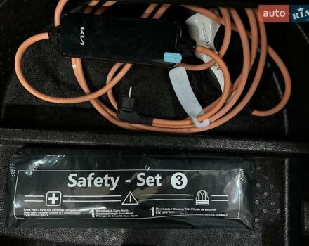 Белый Киа Niro, объемом двигателя 0 л и пробегом 52 тыс. км за 24300 $, фото 67 на Automoto.ua