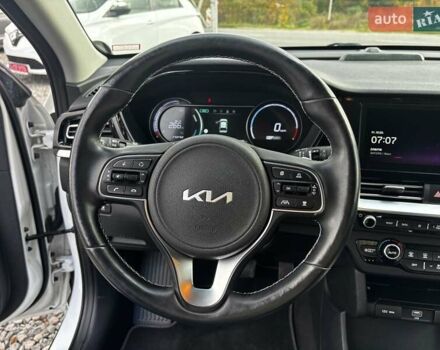 Белый Киа Niro, объемом двигателя 0 л и пробегом 58 тыс. км за 24300 $, фото 14 на Automoto.ua