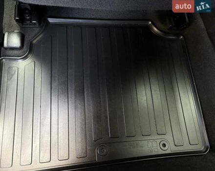 Белый Киа Niro, объемом двигателя 0 л и пробегом 94 тыс. км за 21900 $, фото 112 на Automoto.ua