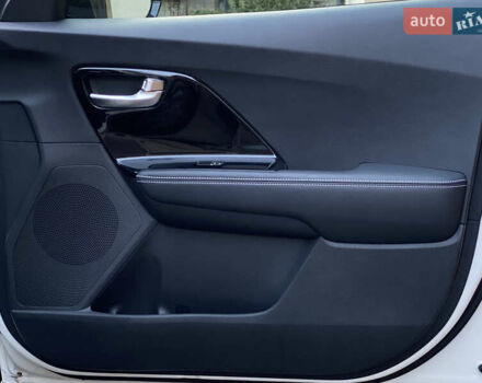 Белый Киа Niro, объемом двигателя 0 л и пробегом 21 тыс. км за 21999 $, фото 52 на Automoto.ua