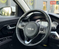 Білий Кіа Niro, об'ємом двигуна 0 л та пробігом 30 тис. км за 24700 $, фото 19 на Automoto.ua