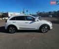 Білий Кіа Niro, об'ємом двигуна 0 л та пробігом 112 тис. км за 13000 $, фото 3 на Automoto.ua