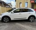 Белый Киа Niro, объемом двигателя 0 л и пробегом 94 тыс. км за 21900 $, фото 3 на Automoto.ua