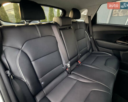 Білий Кіа Niro, об'ємом двигуна 0 л та пробігом 30 тис. км за 24700 $, фото 26 на Automoto.ua